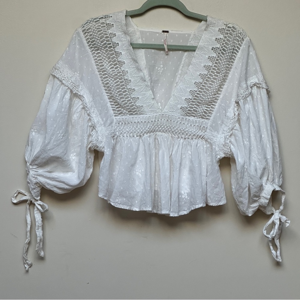 Free People Drive You Mad Blouse in Ivory Size X-Small - Picture 2 of 14